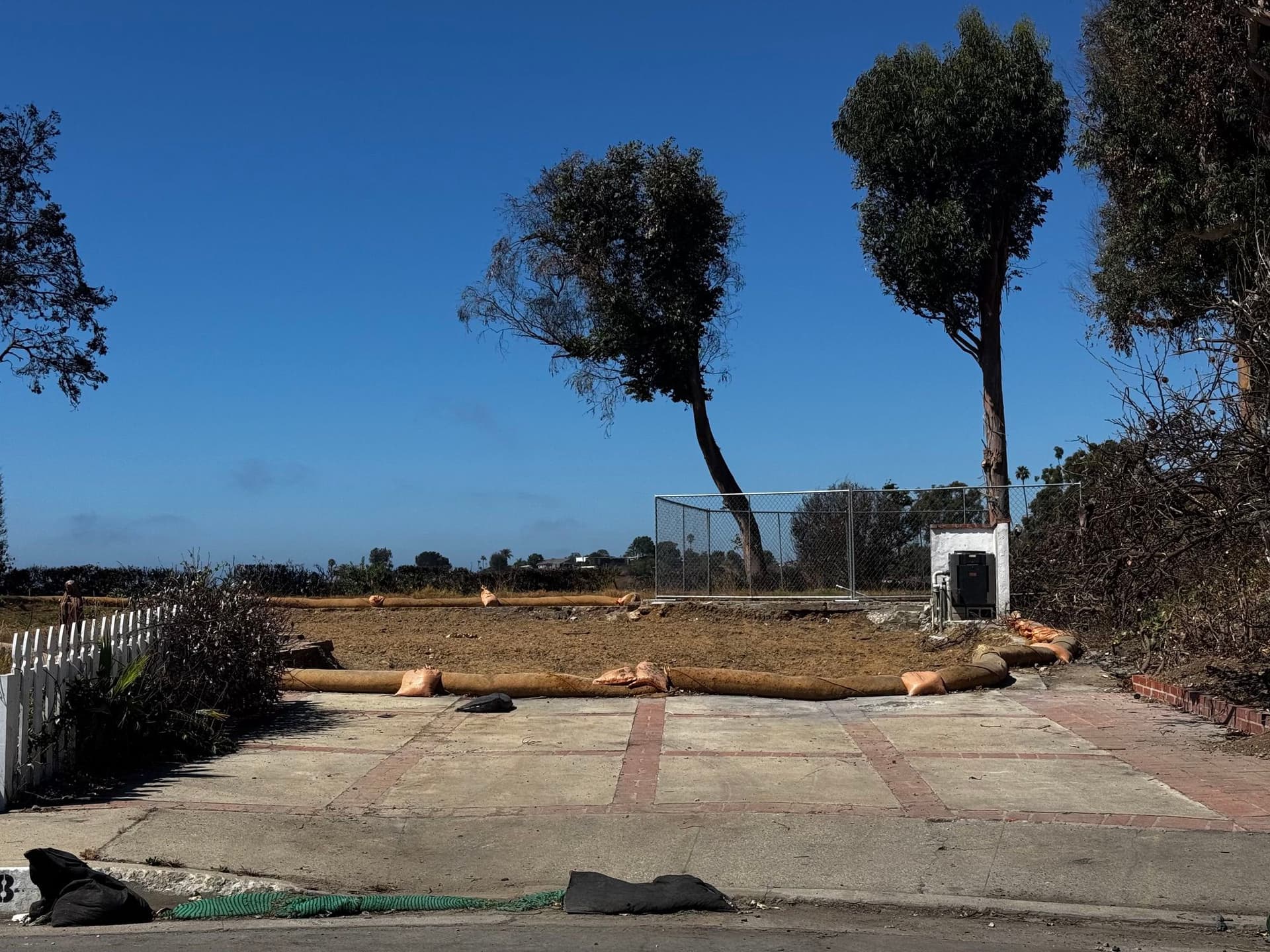 Pacific Palisades 99